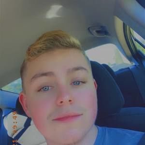 Meet your Posher, Cade